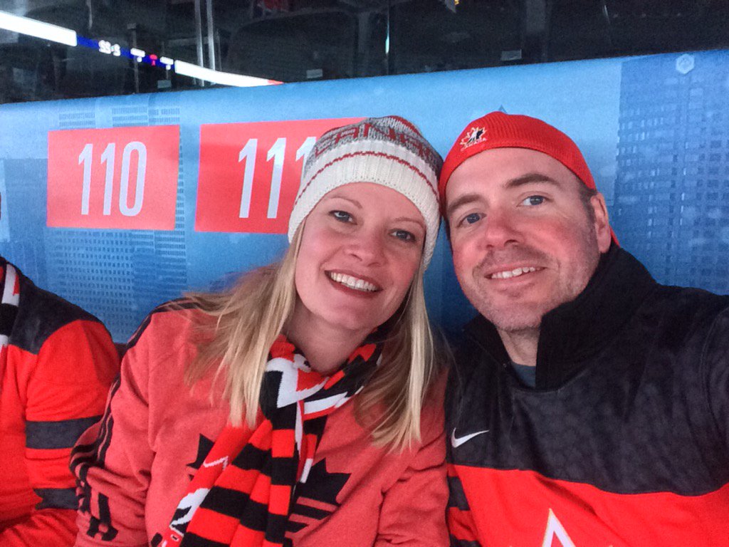 juliecsimpson's tweet photo. #WorldJuniors bronze medal game!! https://t.co/hjf5tFJwDZ