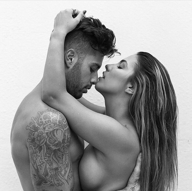 lahpvcs16's tweet photo. MARAVIGOLD !😱😍😍😍😍😍 @_GabiBrandt @_guiaraujo13 https://t.co/nb6WkSpHNY