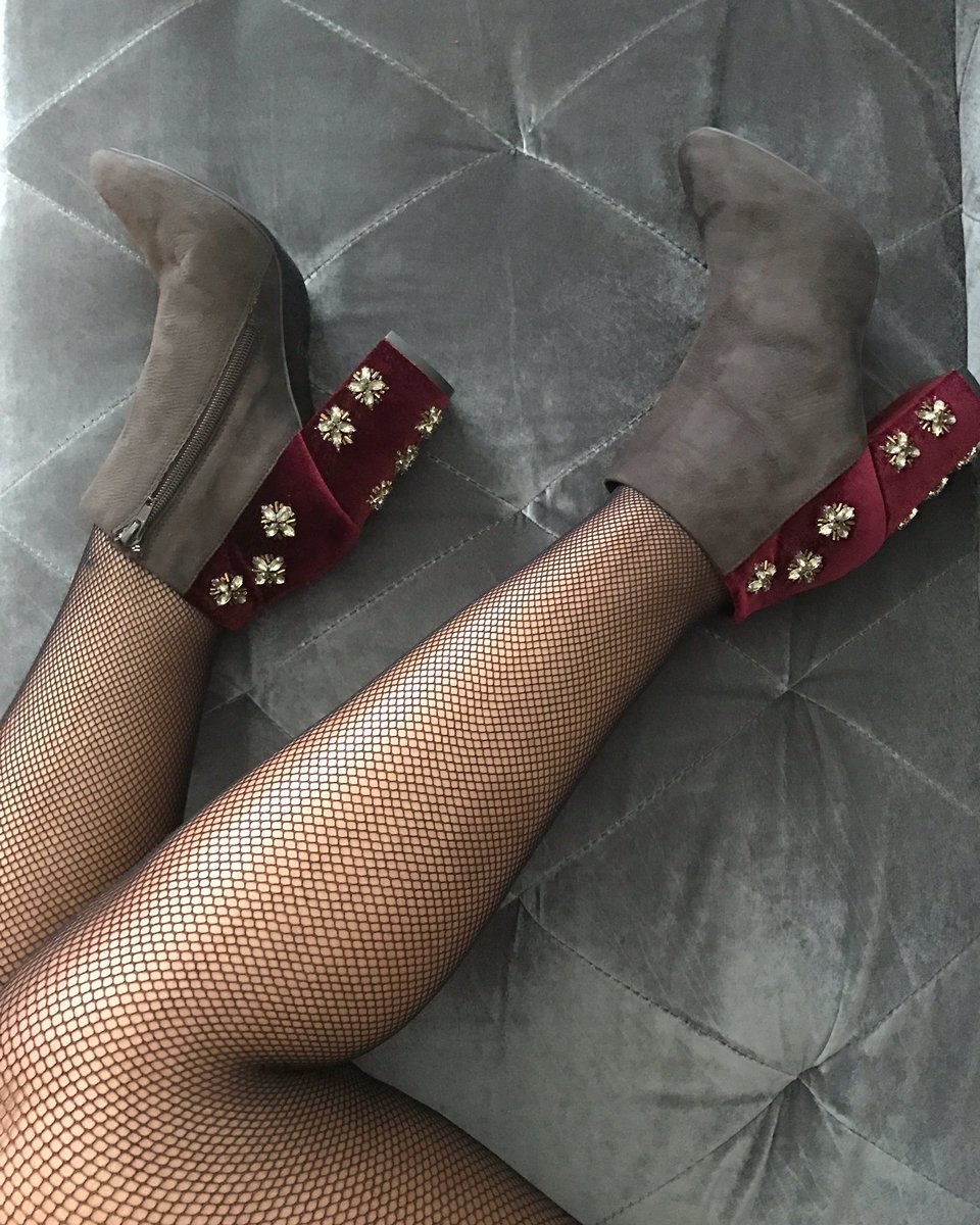 amerikabstyleme's tweet photo. "Style is a way to say who you are without having to speak." @rachelzoe #farylrobin #targetstyle https://t.co/ZCYkRf0w99