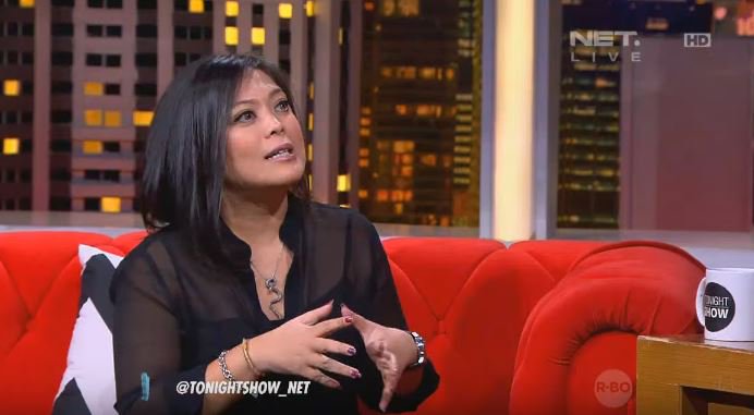 hayoo tonight lovers siapa yang mau di comblangin sama <a href="/zolayoana/">Zola Yoana</a> ?? :3