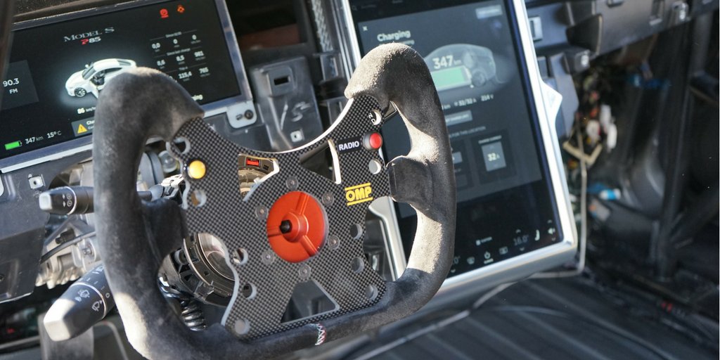 EGTChampionship's tweet image. #Driverposition EGT car!! If you like you can view more news, follow us! The next week will be #electrifying! @EGTChampionship #TeslaModelS