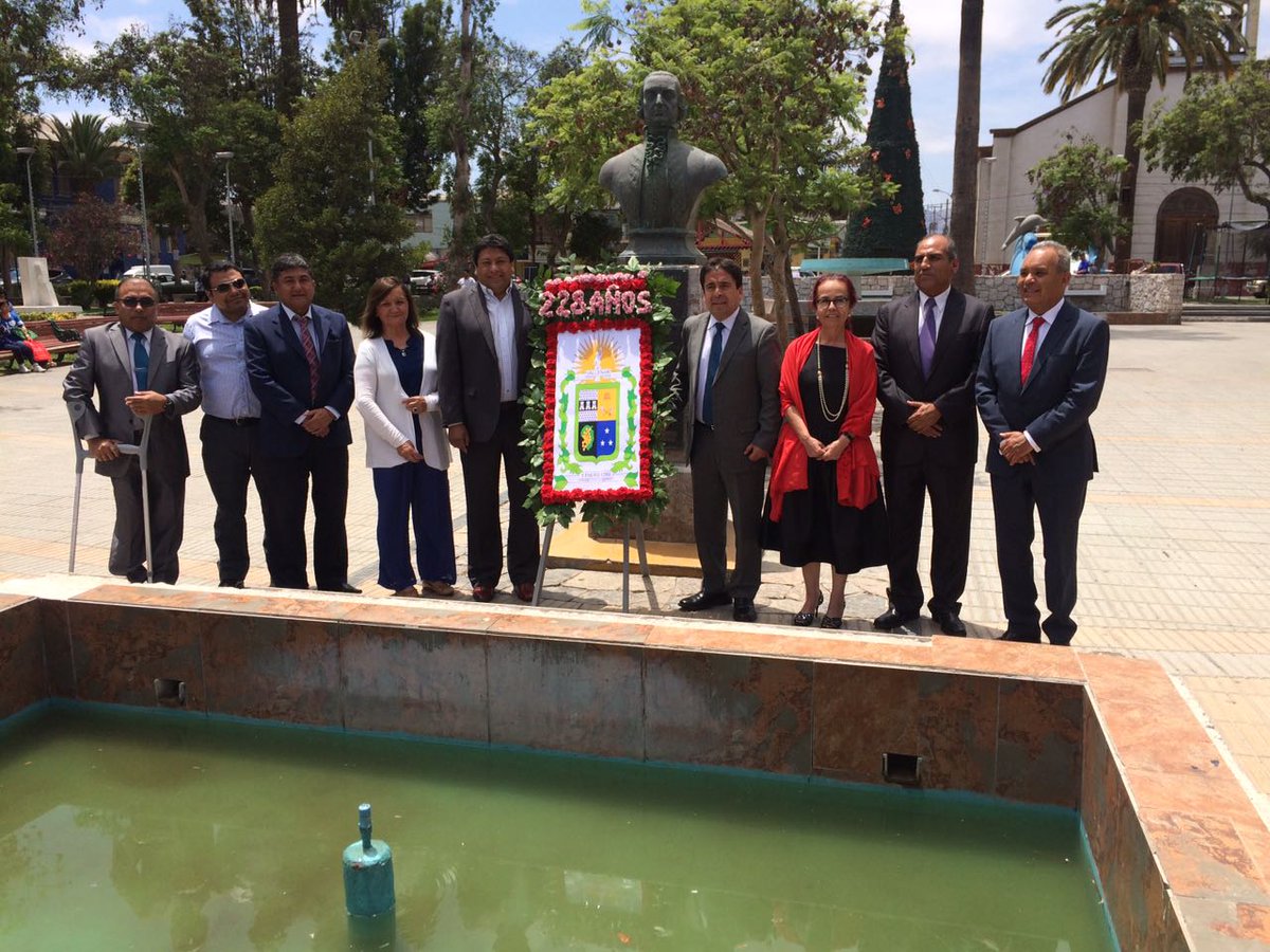 mvargasatacama's tweet photo. Celebrando con @ctr_cl #GobernadoraProvincial #Concejales y #Comunidad Aniversario 288 fundación de #Vallenar. Abrazos y muchas felicidades https://t.co/JyDa3PAUO2