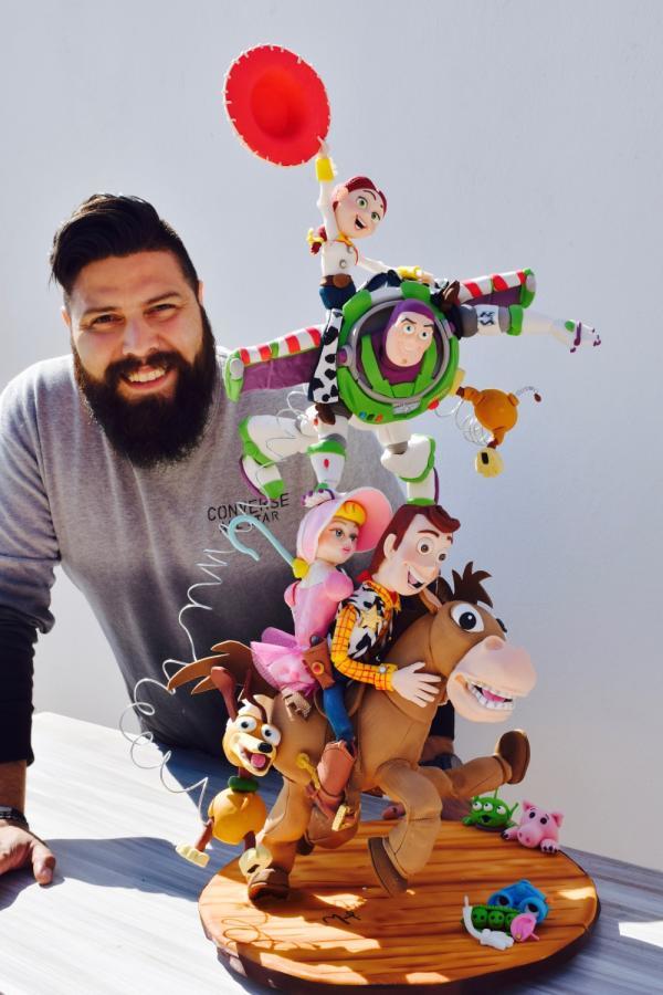 CakesDecor's tweet photo. #towercake and  #gravitycake TOYSTORY ... https://t.co/5whEyCBagv #cake #cakedecorating https://t.co/q81BB70ZWo