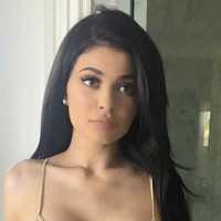 CelebSecretx's tweet image. Kylie Jenner's New Boob Implants Look Ridiculous, She Went Way Too Big