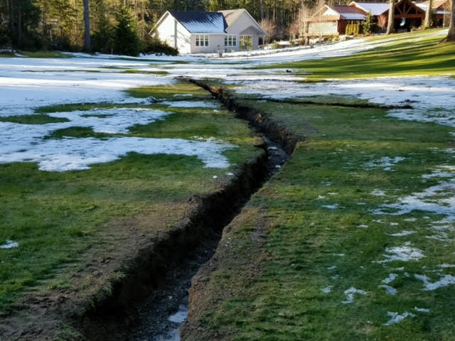 Alderbrook_Golf's tweet photo. Drainage projects wait for nobody. Not even Jack Frost and Sub freezing temps. #Winter https://t.co/9vySAInfNC