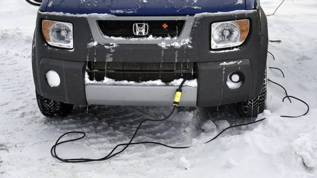 CentennialMB's tweet photo. Don't forget to plug in your car if you're parked outside overnight! And un-plug before you leave in the morning ;) https://t.co/muRQ3yIBeM