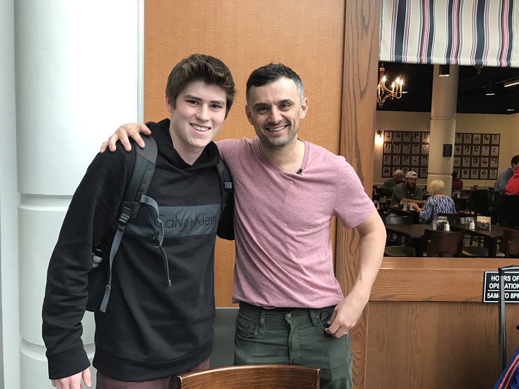 BryanCaragay's tweet photo. When you and your girlfriend/business partner run into @garyvee in a the New Orleans airport.... https://t.co/slQvc1g7cA