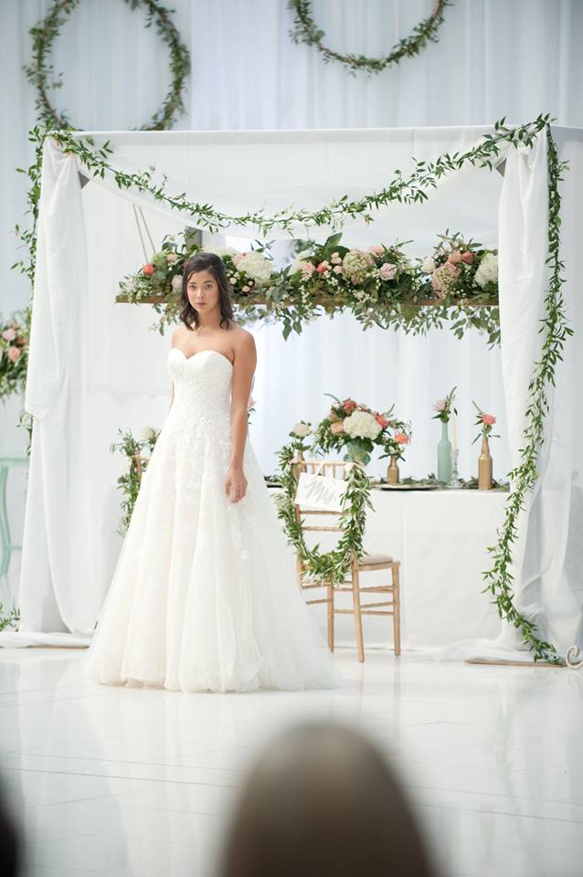 Sun 19th Feb! Plenty of wedding eye candy at the Weddng Event with a Difference, click here.. ow.ly/bBAG307sn2U