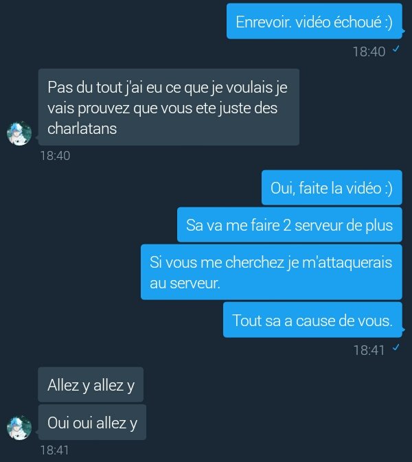 ChickenTeamMCPE's tweet photo. Allez l'insulte @StarFoxGS ! Il essaie de bousiller la communauté MCPE ! https://t.co/Lm5LMp8IYk