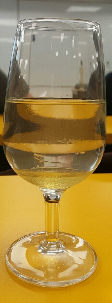 BDAISCParis's tweet photo. Le premier produit présenté est un apéritif à la fleur de sureau #LiveArtWorkArt #BDAISC https://t.co/ESqvb3pkb2