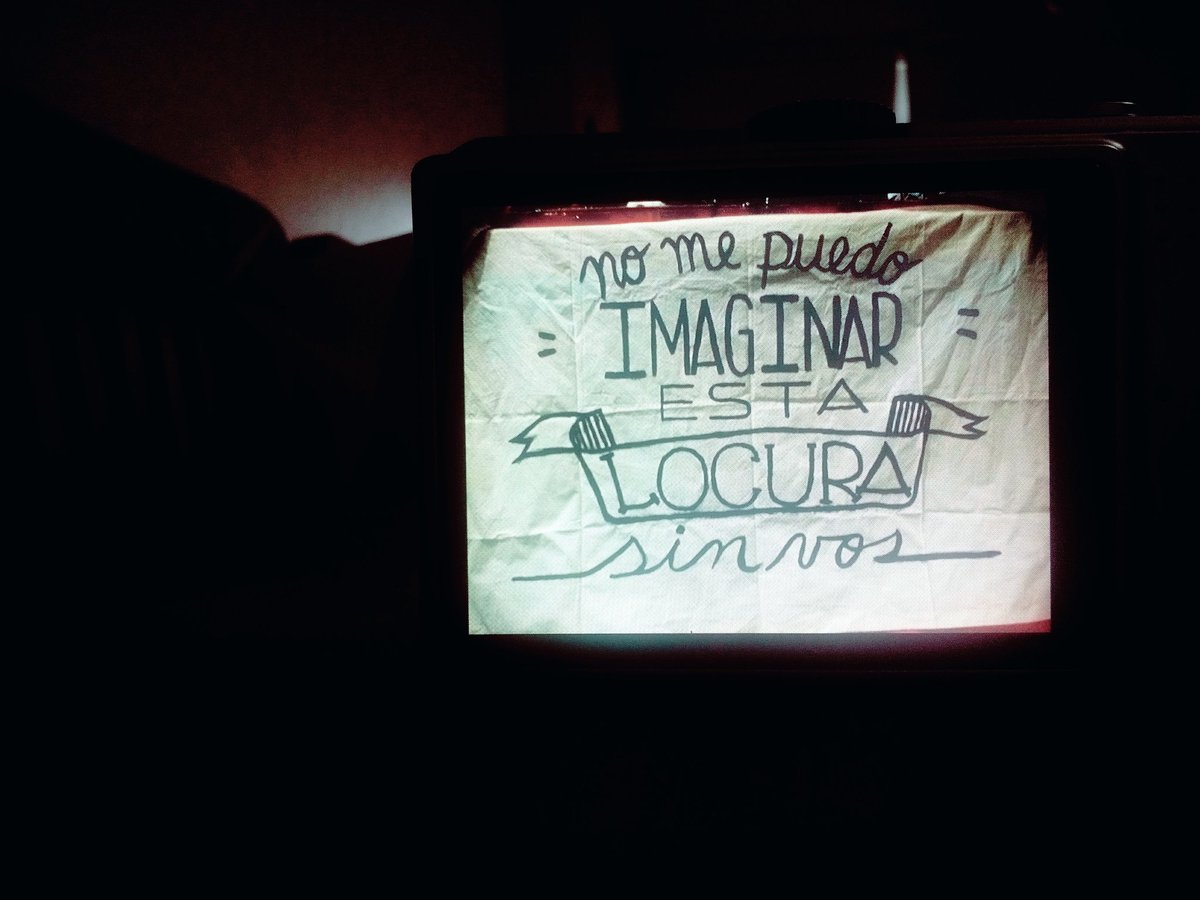 vanesamvaldez's tweet image. La foto de la foto. Bandera hermosa.
#JuevesDeInmerso #LaPalabraLibertad