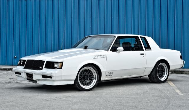 egrubaugh96's tweet photo. A grand national drove past me the other day and I'll I've thinking about is finding one. https://t.co/FQpcM6xbvy