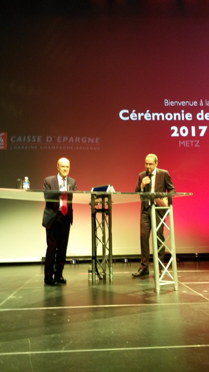 CaissEpargneGEE's tweet photo. Benoit Mercier, notre président adresse ses Vœux aux collaborateurs pour 2017 #1sur3 https://t.co/WqsyuieTmq