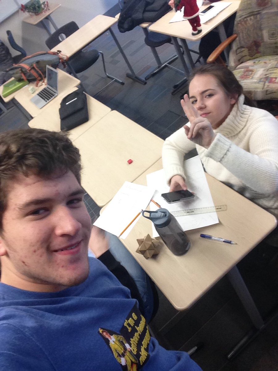 TastyMorsel2's tweet photo. Just hanging at learning lab #booksforlife #notallpepes #studynerd https://t.co/SDQNWWjm37