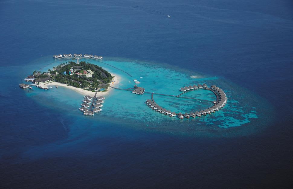 Prateekgoel1994's tweet photo. A6: #maldives is on my #bucketlist this 2017. Hottest destination. #virgin holidays #jachat Also #timphu #bhutan for its picturesque view https://t.co/l9USA9SvB2