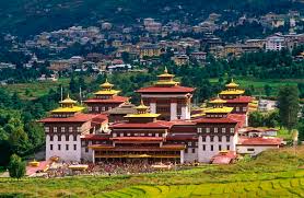 Prateekgoel1994's tweet photo. A6: #maldives is on my #bucketlist this 2017. Hottest destination. #virgin holidays #jachat Also #timphu #bhutan for its picturesque view https://t.co/l9USA9SvB2