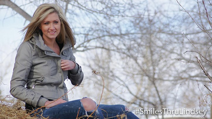 #RedDeer family continues sharing the #awareness mission of #SmilesThruLindsey ow.ly/cEOY307J195 #EndTheStigma <a href="/ABMentalHealth/">Across Boundaries</a>