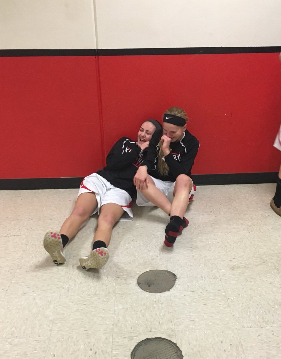 laurensmith416's tweet photo. happy birthday to two of my best friends in the whole wide world!! thanks for making life so much more enjoyable, have a great day(: https://t.co/Vub9TanUAi