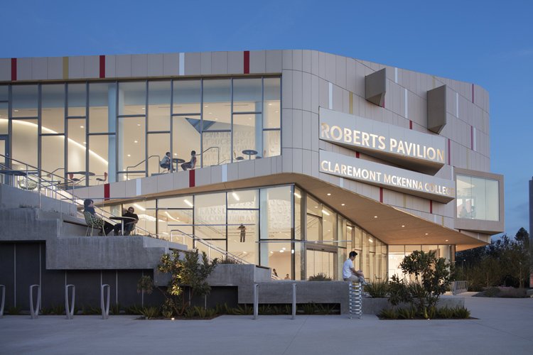 architectmag's tweet photo. Los Angeles-based JFAK Architects opened the Roberts Pavilion on Claremont McKenna College's campus in late 2016 https://t.co/B6MdRJNMcY https://t.co/cxkxEEPjcZ