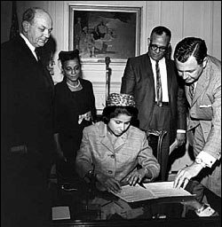 To date of 1995, ALL black women who have served as U.S. ambassadors were Deltas! (pictured: Soror Patricia Roberts Harris) #DSTFacts #J13