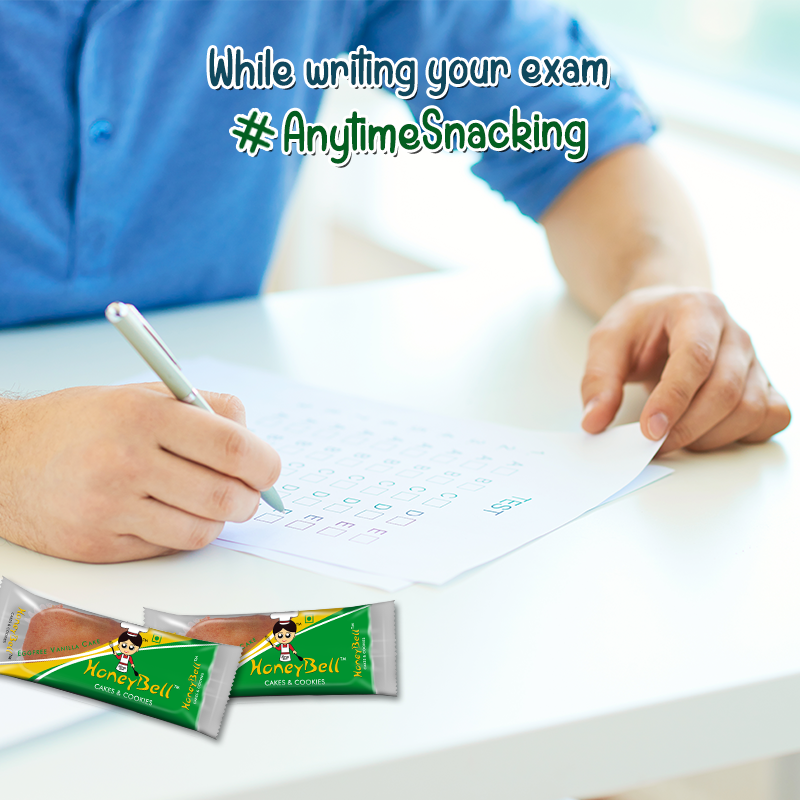HoneyBellCakes's tweet photo. A bunch of #HoneyBellCakes is just what you need to get through an #exam #AnytimeSnacking #HoneyBell #school #college https://t.co/w8bwA3VfDi