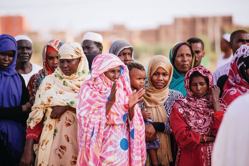 Хартум люди. Судан и уганда. Судан женщины. Южный судан это северная африка. Народы населяющие судан и их занятия.