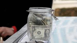 waterisbasic's tweet image. Ways to #Make2017CountForCleanWater #3: Want to #GetFit in #2017? Start a #CleanWaterJar &amp;amp; put in $1 or $5 for each day you don't work out!