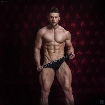 WomensEyeCandy1's tweet photo. Big congrats to our #HunksOfTheYear2016 #15 @CameronCoid &amp; #16 @JamesKennedygf checkout our #101countdown at https://t.co/59tMoFkC9c https://t.co/l4y4YdaNMW