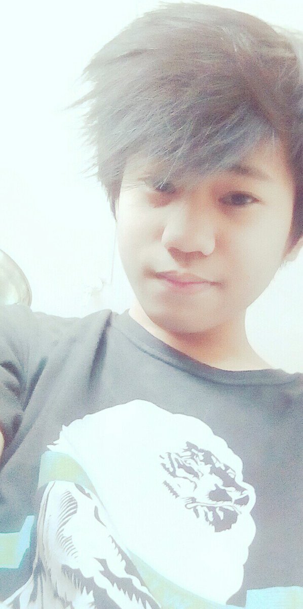 VienAnsus's tweet photo. Hinde mo man ako mahalin ng lubos at kahit pinahihirapan mo ko okay lang basta kasama kita lab ya😟😥 https://t.co/CHi8N2KGIZ