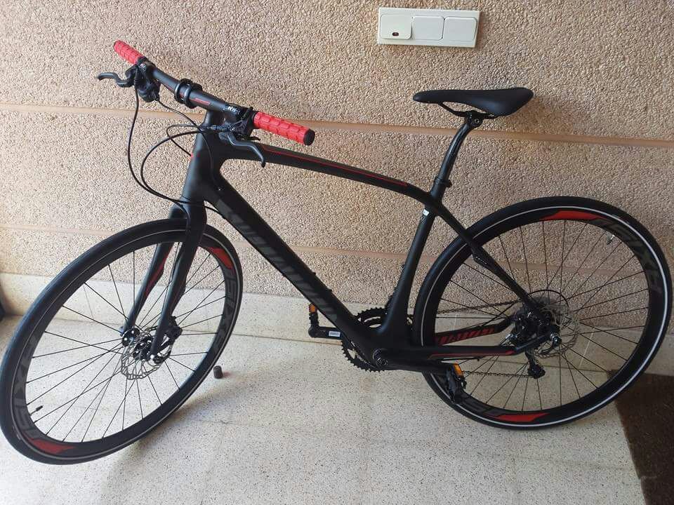 tonigutmeyer's tweet photo. Hace unas horas le han robado la bici a un compañero del trabajo, zona centro palma. Si alguien la ve por favor avisar. Gracias!! https://t.co/h3e27d6Moj