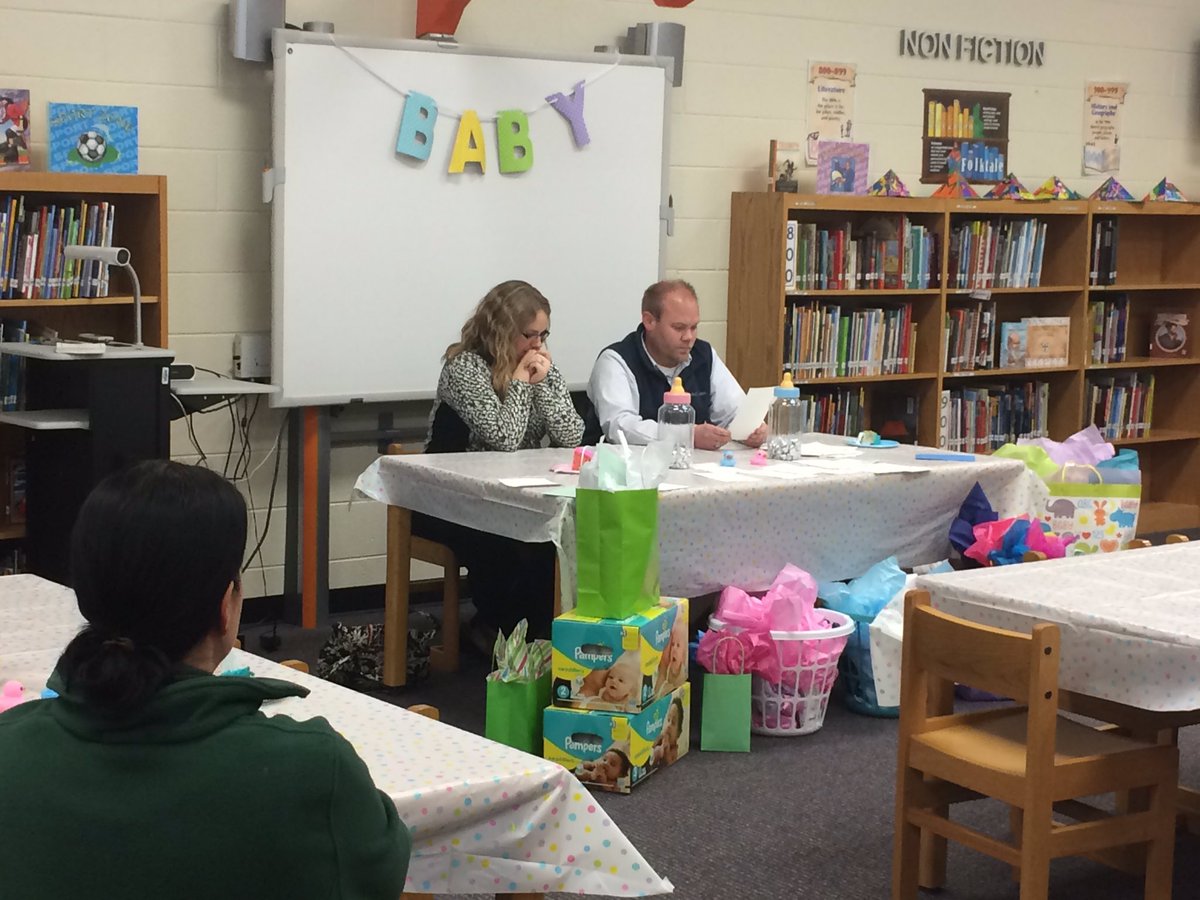 FabulosityRm328's tweet photo. Surprise Baby Shower for Josh and Stephanie #SurprisedHim #Team5thGrade https://t.co/kOA3H6Ug1U