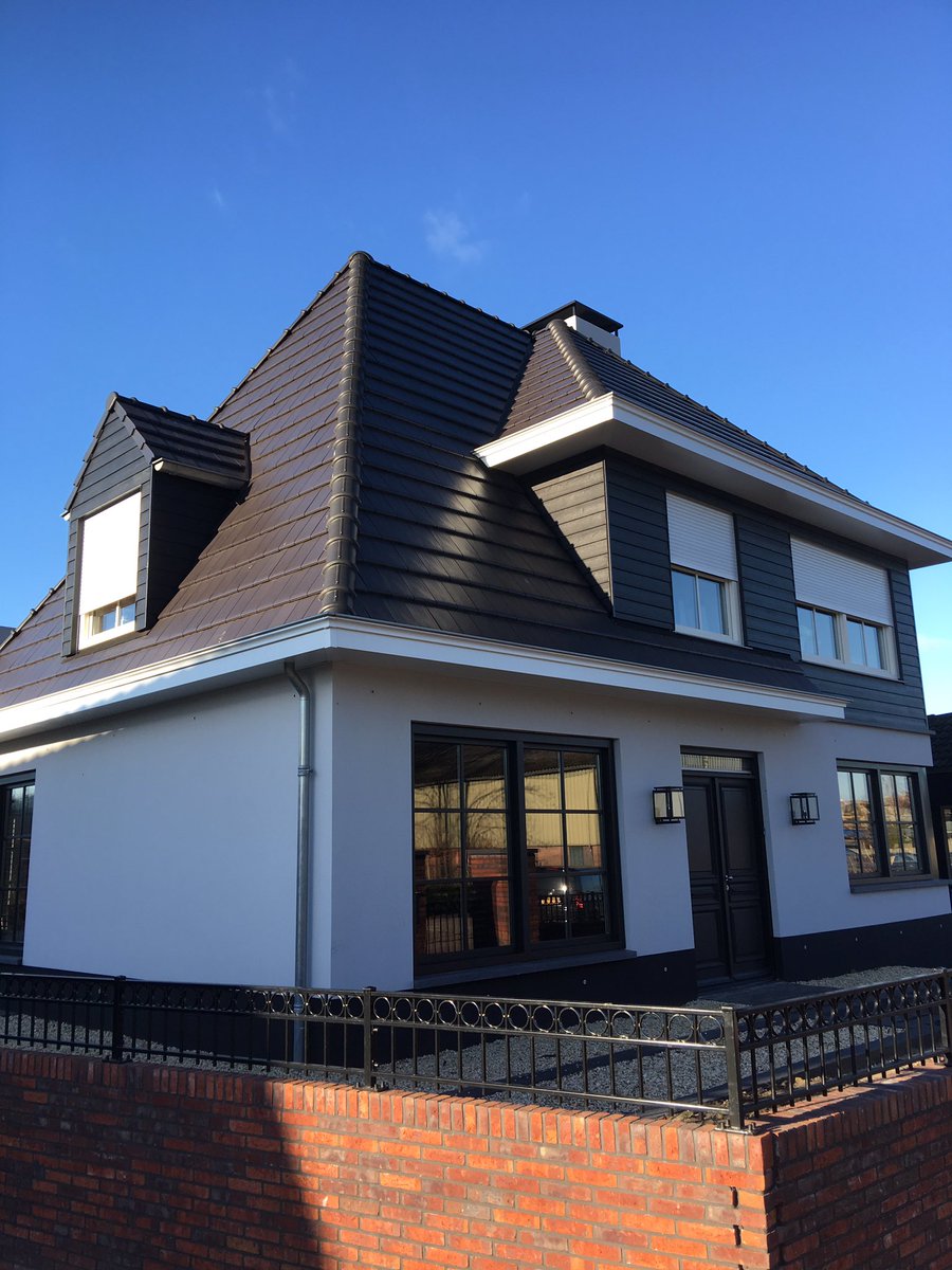 Ook deze #stijlvolle #villa in #genemuiden is #gebouwd in #2015 / #2016 door #dalwin #bouw