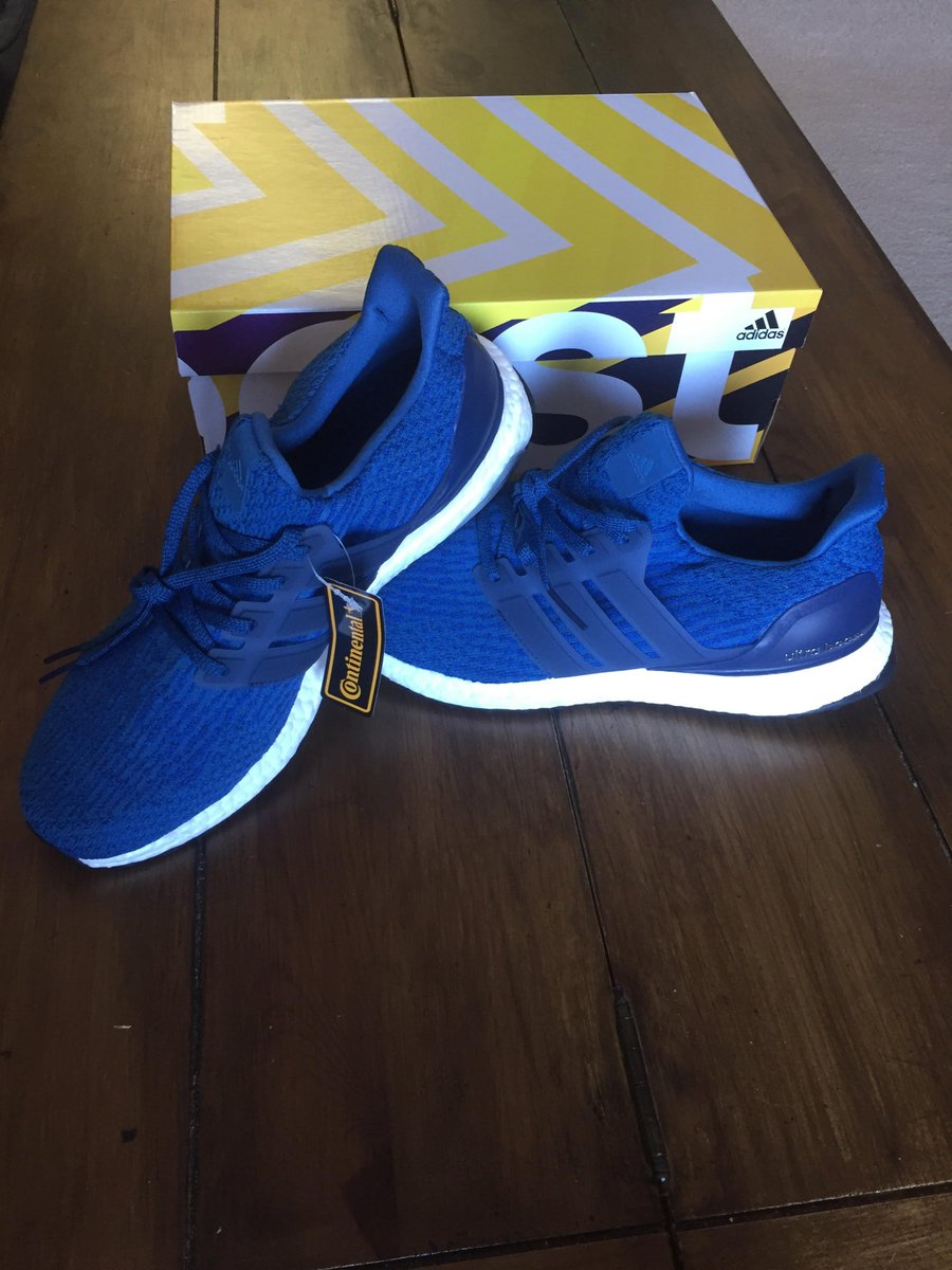FireFreshFeet's tweet image. FOR SALE: Mens adidas Ultra Boost 3.0 Core Blue Sz 9.5 #BA8844

DM for Details