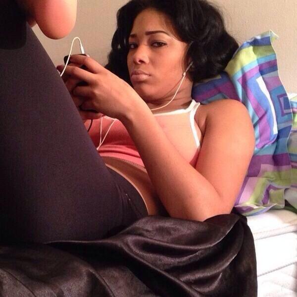 T0_2Funny's tweet photo. When your parents just bust in your room https://t.co/4puxE9yCCT