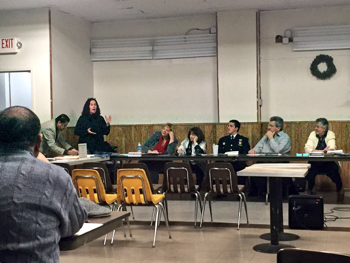 RichDavidNYC's tweet image. Memorable occasion w @Stacey23AD addressing her first #communityboard meeting tonight at #cb10