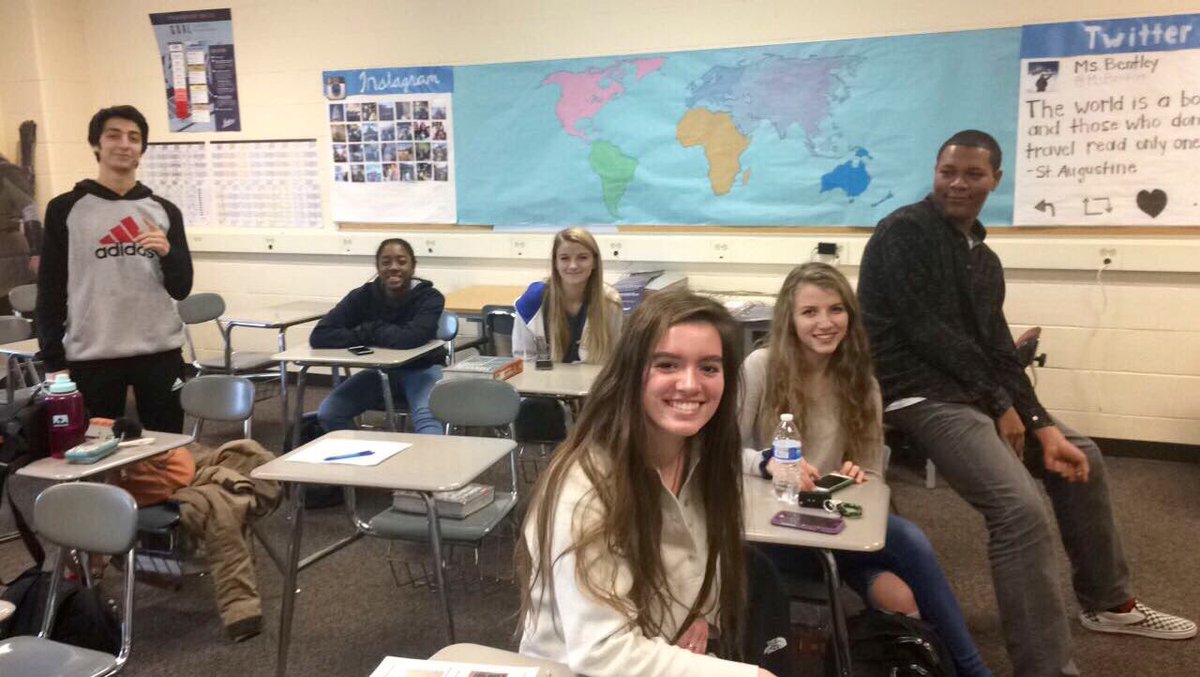 People4AnimalRights tweet media