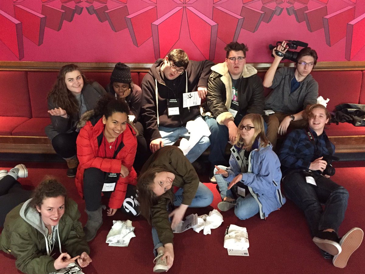 LansingTheatre's tweet photo. #LLDRAMA is headed to watch the tech challenge &amp; mingle with other thespians. #KSThespians https://t.co/H2tgchgLmS