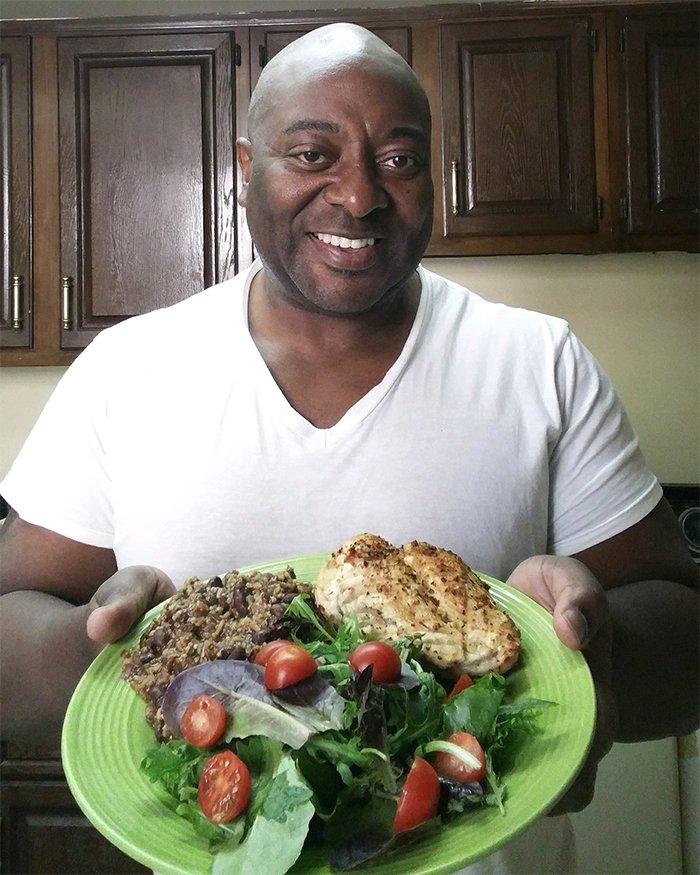 LA_WaveNews's tweet image. HEALTH MATTERS: Making a new year’s commitment for change -  wavenewspapers.com/health-matters…