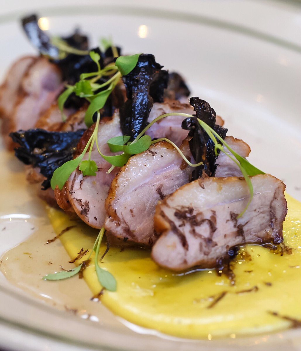 TacubaNYC's tweet photo. Hurry up and join us tonight for a warm meal before the snow rolls into town❄️❄️❄️ #dinnerspecial #duck #yummy #foodiechats #HellsKitchen https://t.co/ith3WFH6Zl