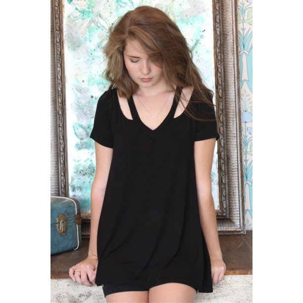 shopLBVBoutique's tweet photo. Daydream Open Shoulder Top - This open-shoulder top brings a whole new meaning to unique! ... https://t.co/8W3JoWtDMw https://t.co/feqxfq1jmD