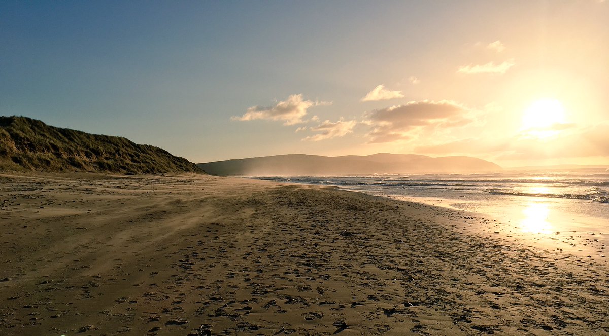 Sunset on Westport Beach. #mullofkintyre #kintyre #scotland #scottishbeach #sunset #beach #westportbeach