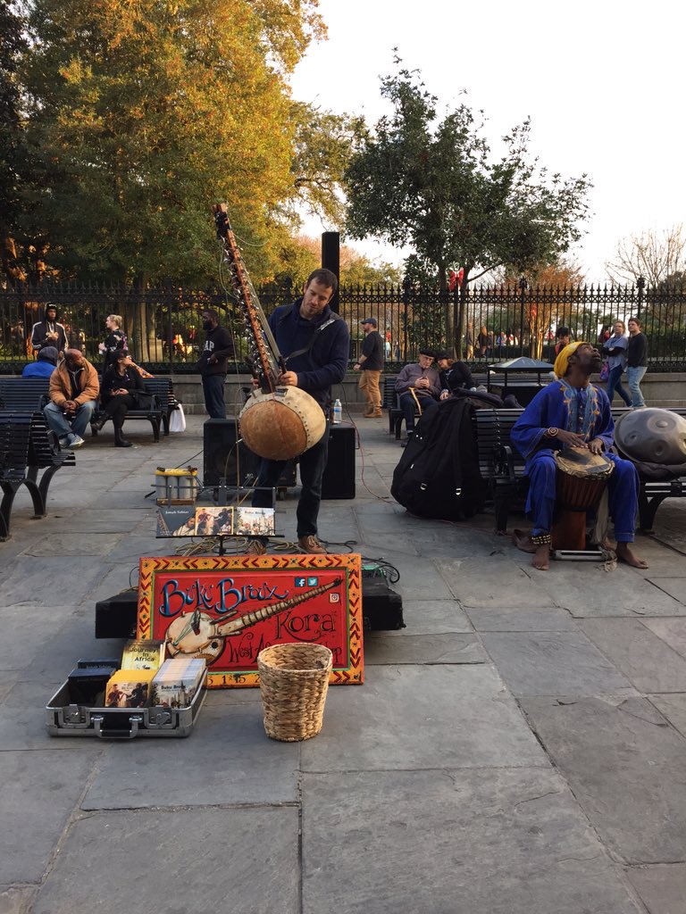 BenTatarMusic's tweet photo. Seen this guy a few times in New Orleans, playing the African Kora, a bass harp. Nice sounds, @504buku! #jen17 https://t.co/NOuJ10YTLb