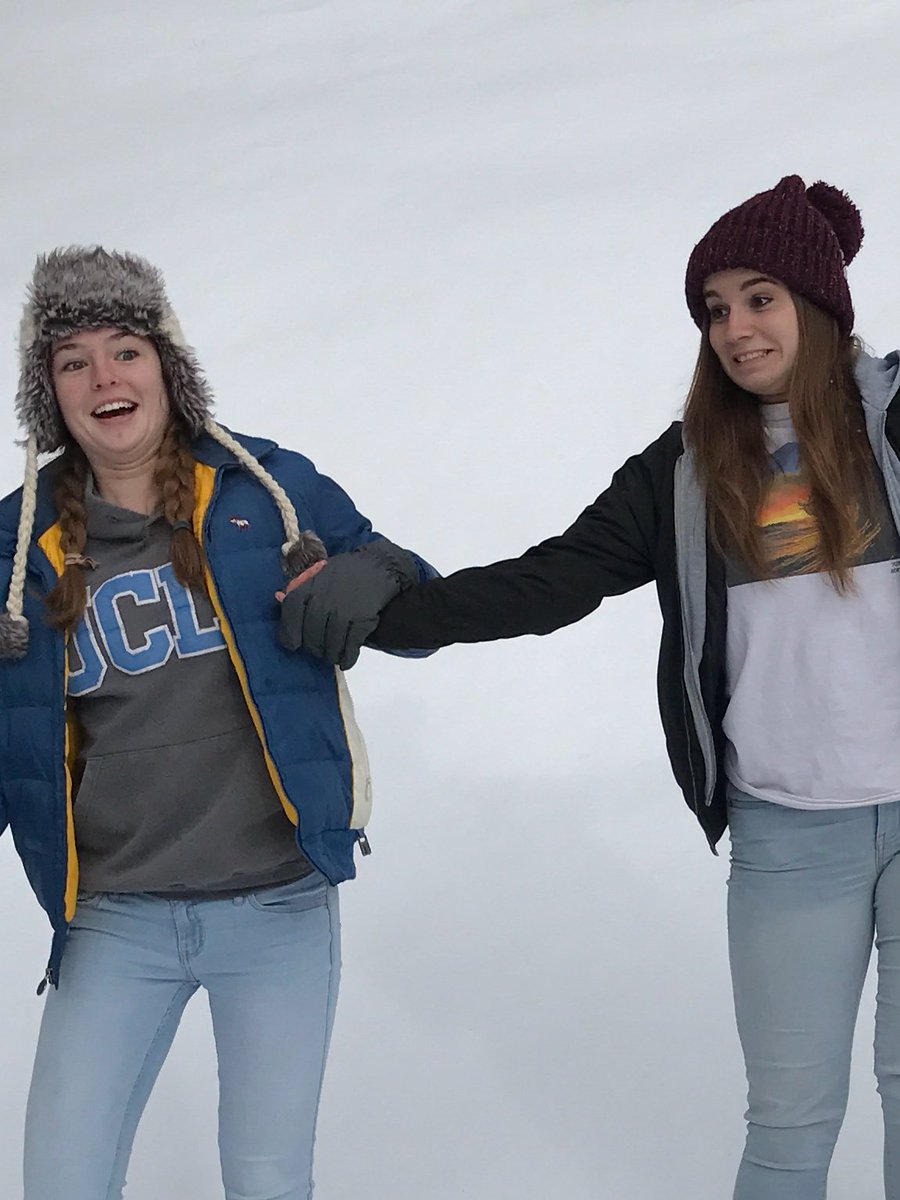 vthomass_'s tweet photo. @julia_choate15 I mean, they're not wrong.
#basicallymodels https://t.co/ihiTGg0pdi
