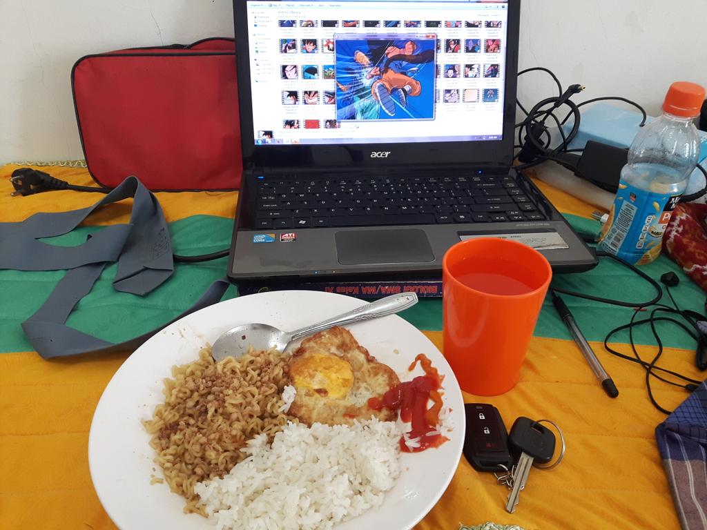 Breakfast :v ^_^
#breakfast 
#Time 
#goodtimes