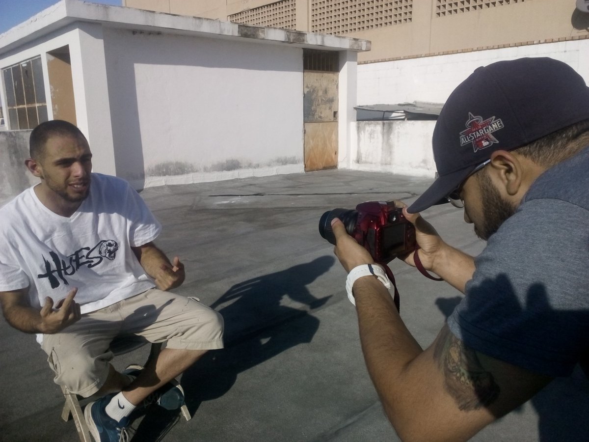 nuestraclase89's tweet photo. Venezuela, se llega un beta bueno del causa @HUESO1993
#NuestraClase en la casa #RapGuaro #HipHop #Barquisimeto https://t.co/HHPR0KQi1E