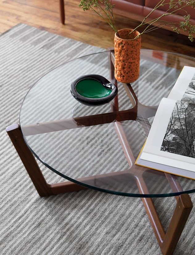 DWR_Mexico's tweet photo. Atlas Coffee Table Designed by #BradAscalon #SofaSale 15%Off #dwr #diseño #moderno #autentico #designwithinreach https://t.co/WDmeFXCkeg https://t.co/7y0srElyP1