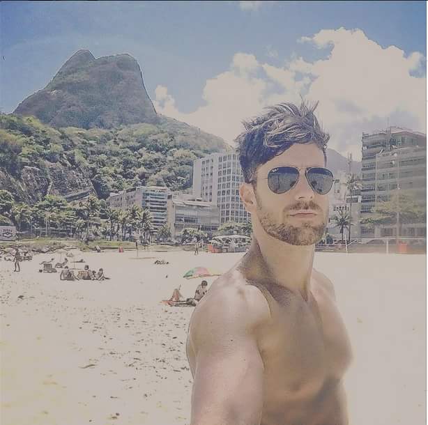 thaizet20s's tweet photo. Amo quando ele aparece não deixe de passa aqui sempre ,sentimos sua falta https://t.co/PV7HepHfPv
