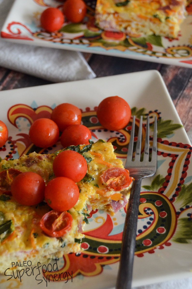 This make-ahead #bacon, butternut squash, &amp; kale frittata is perfect for mornings you hit snooze too many times. #JanuaryWhole30 #paleo #aip