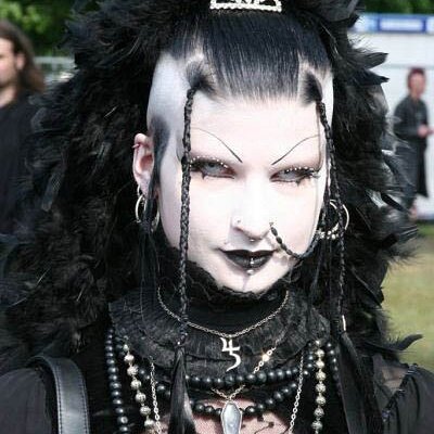 Zippylibba's tweet photo. Woah best goth I've seen alday!!!!!!!! https://t.co/GbiqD5v9kj