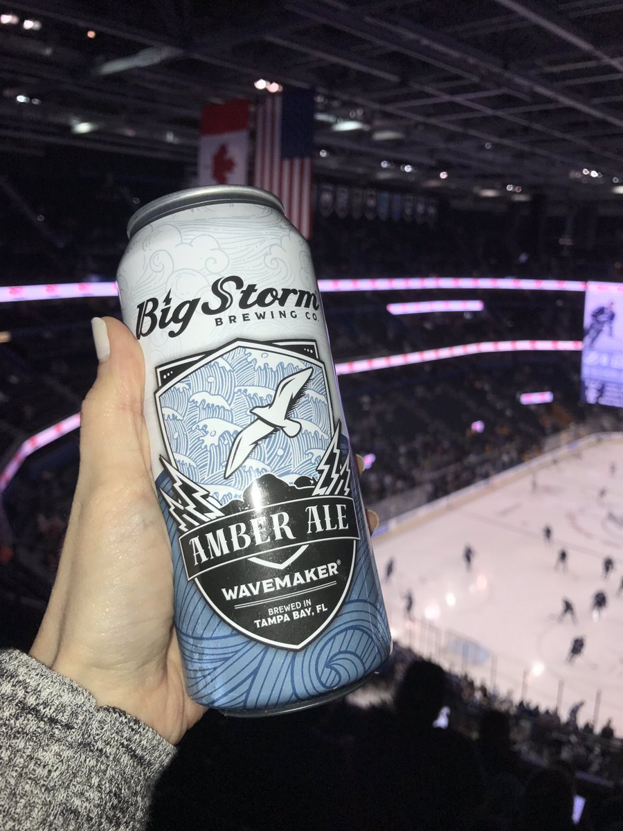 I'm reeeeally happy this is readily available at Amalie now 😍#goBolts ⚡️💙